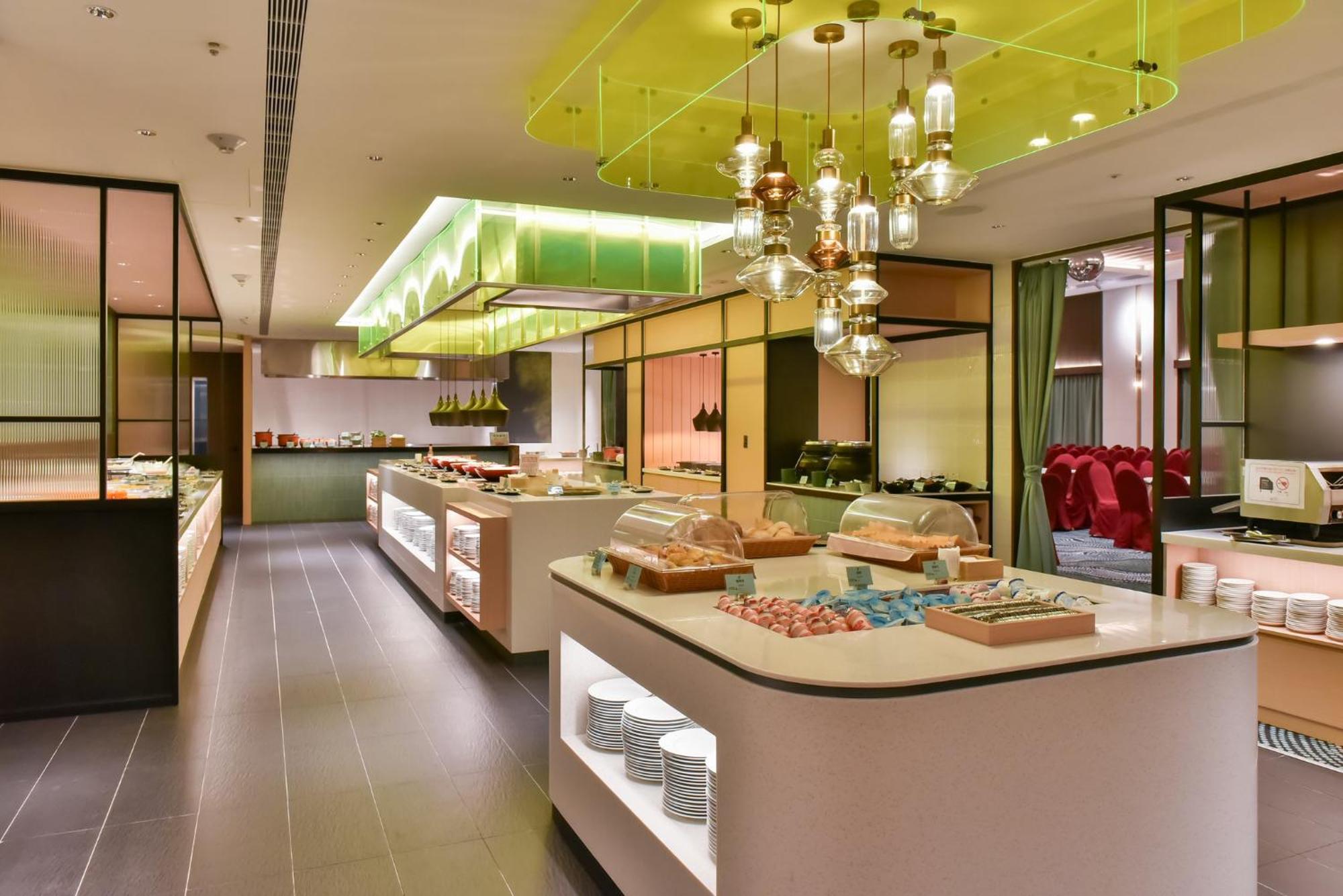 Holiday Inn Taoyuan Airport By Ihg Dayuan Exterior photo