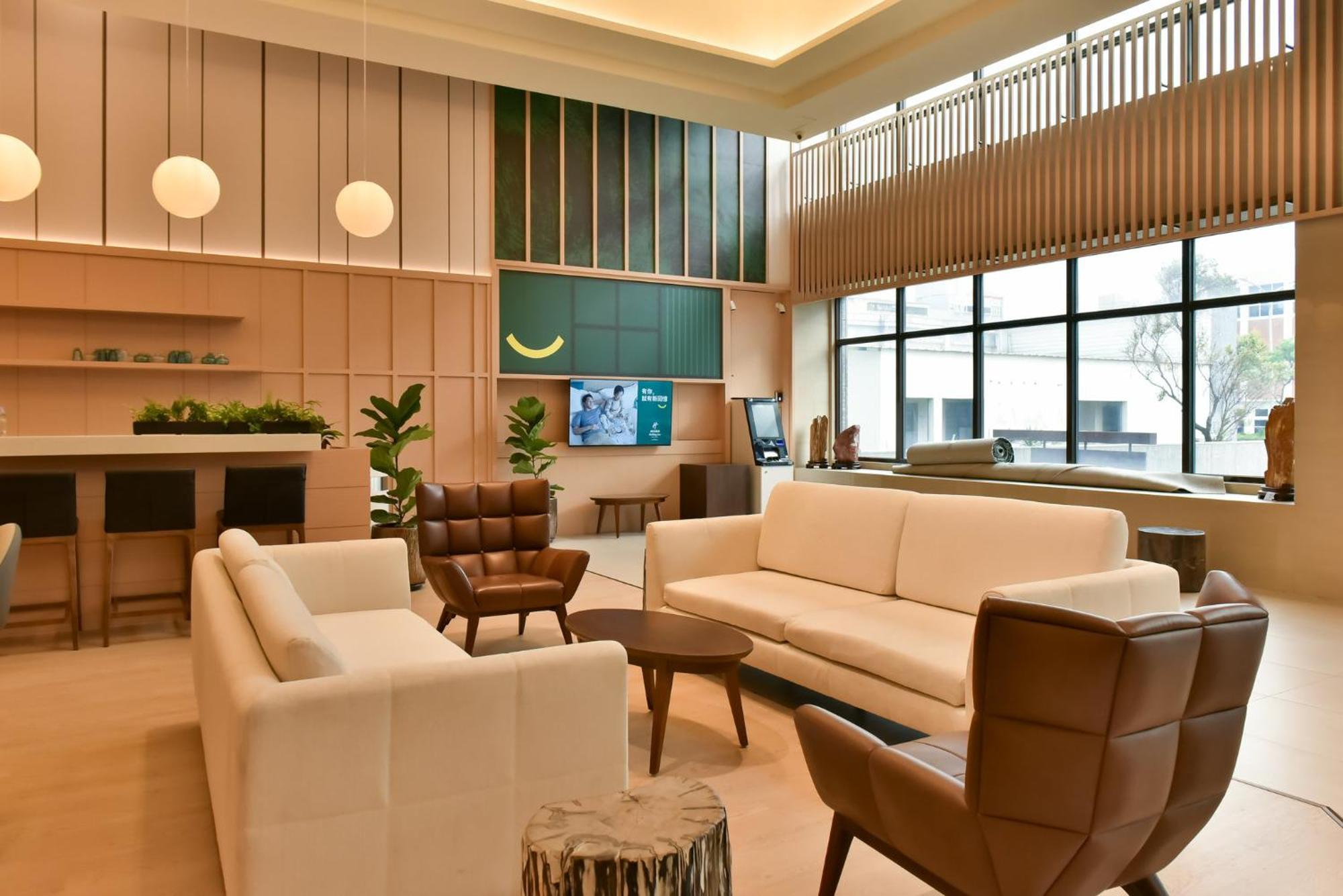 Holiday Inn Taoyuan Airport By Ihg Dayuan Exterior photo